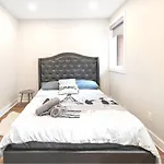 Elegant 1Bdr In Heart Of Plateau B